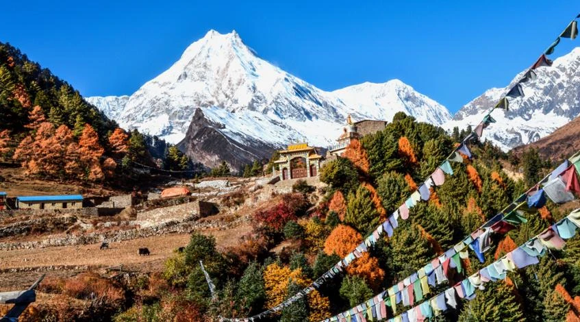 Manaslu Circuit Trek